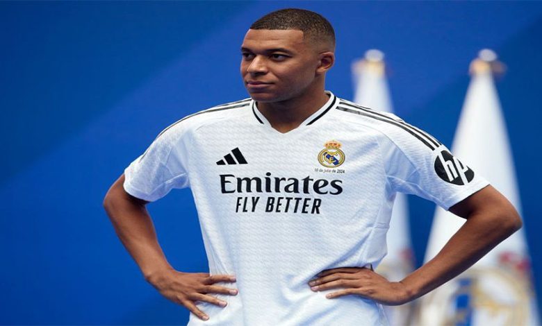 دستگیری گلر سابق رئال قبل از شروع بازی!