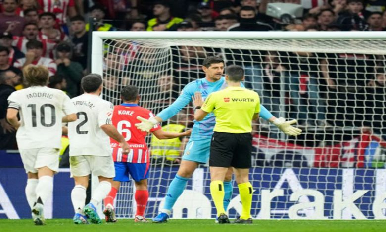 دربی فندک متروپولیتانو: بازی متوقف شد!