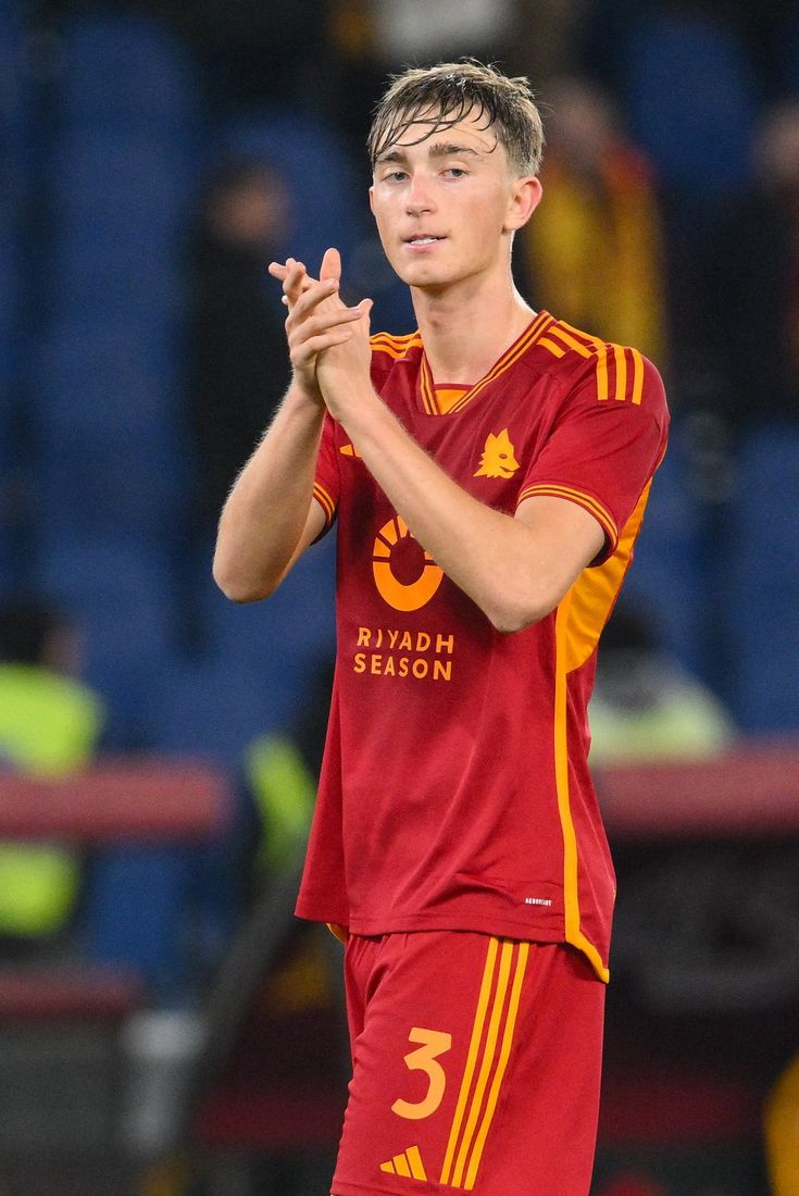 Dean Huijsen wallpaper hd