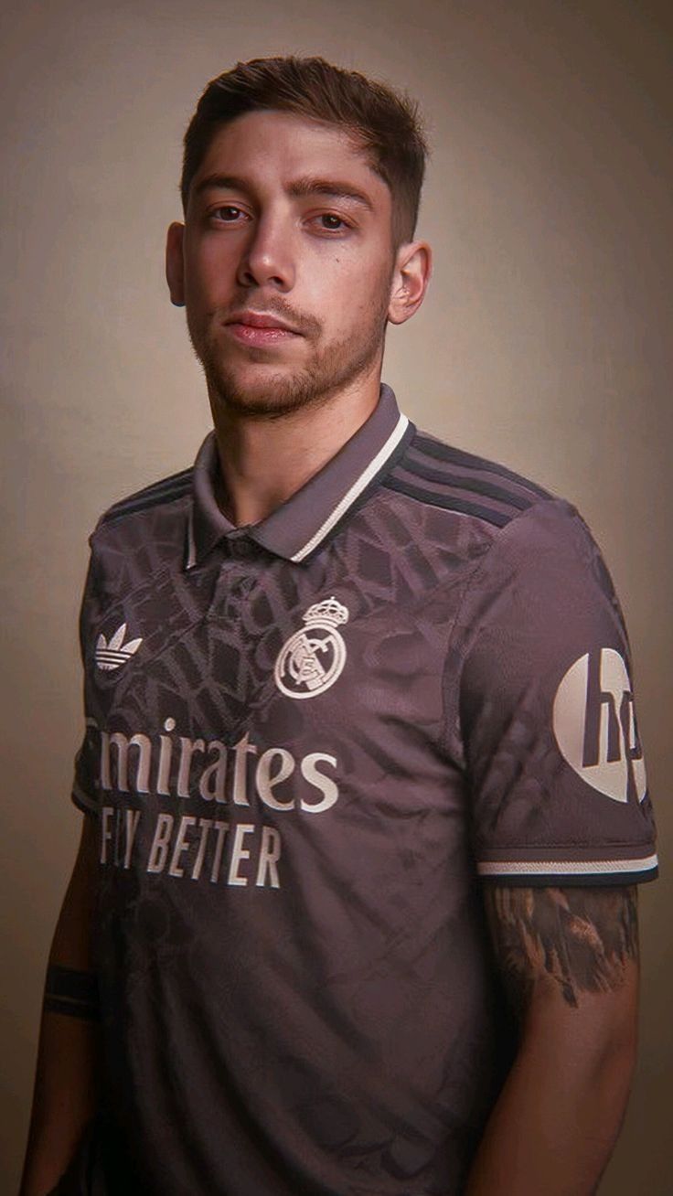 wallpaper for laptop Federico Valverde